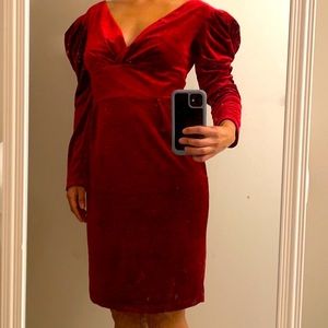 Beautiful Midi Red Velvet Dress with Puffy Shoulders and Long Sleeves